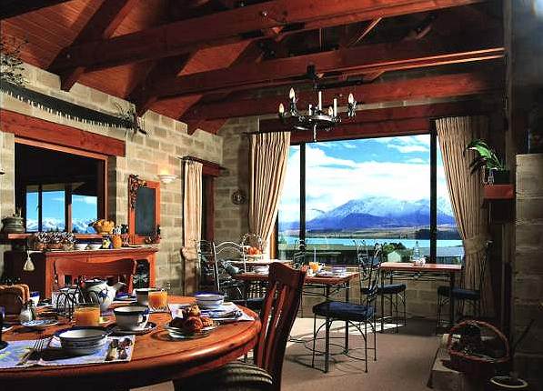 The dining area inside Lake Tekapo Luxury Lodge.