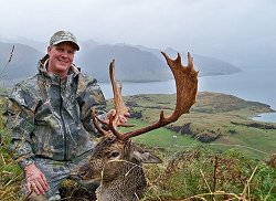 Glen Dene Station: Red Stag, Fallow Buck, and Chamois Combo - New Zealand hunting packages by Sunspots Safaris