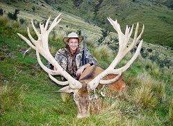 High Peak Game Estate - Rakaia Premium Red Stag Hunt.  Click for full details regarding this package.