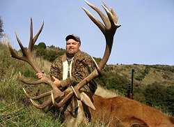 New Zealand Safaris: Gold Medal Red Stag Stopover Package - New Zealand hunting packages by Sunspots Safaris